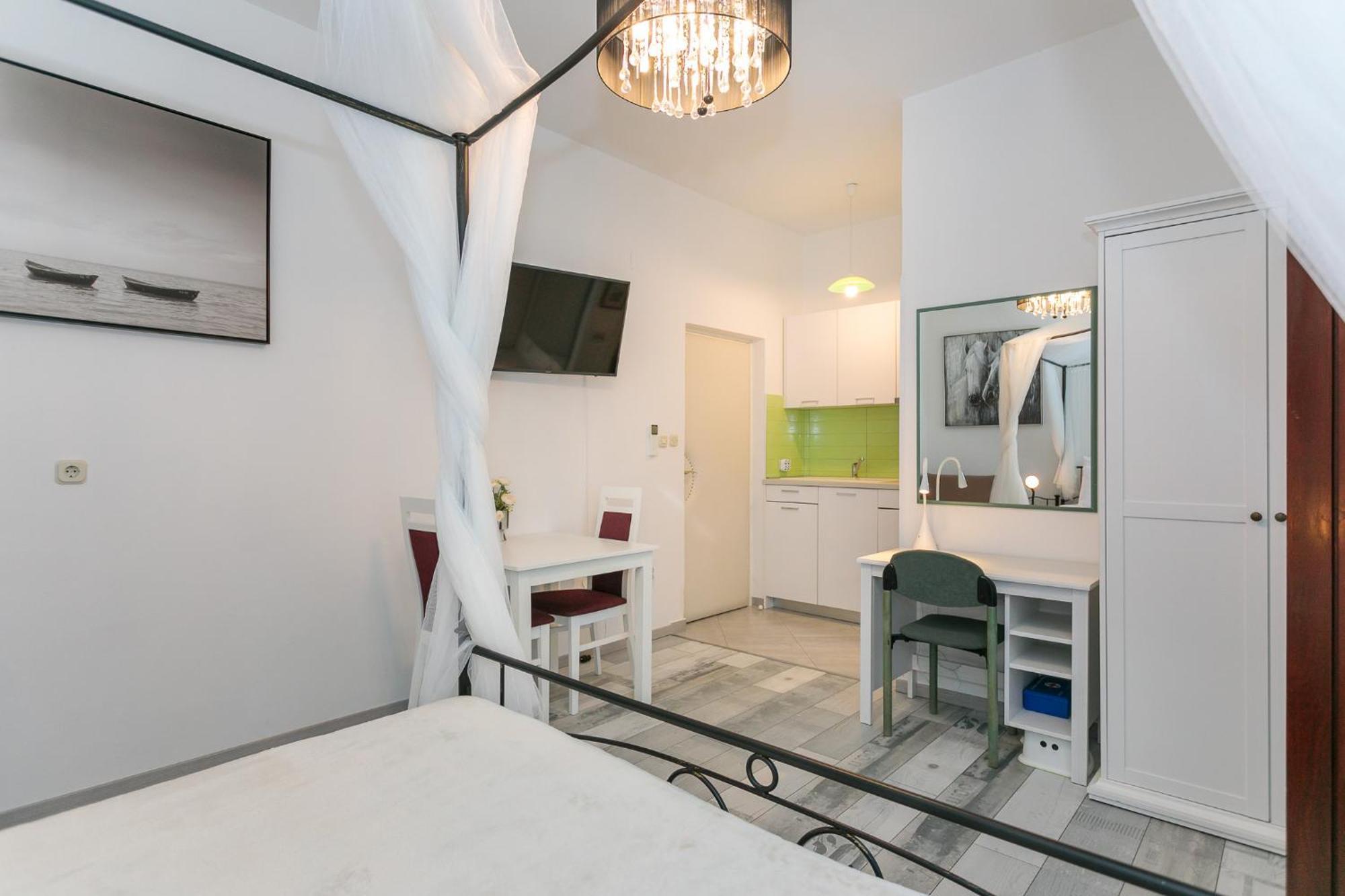 Apartments Delfin Krk Town Dış mekan fotoğraf