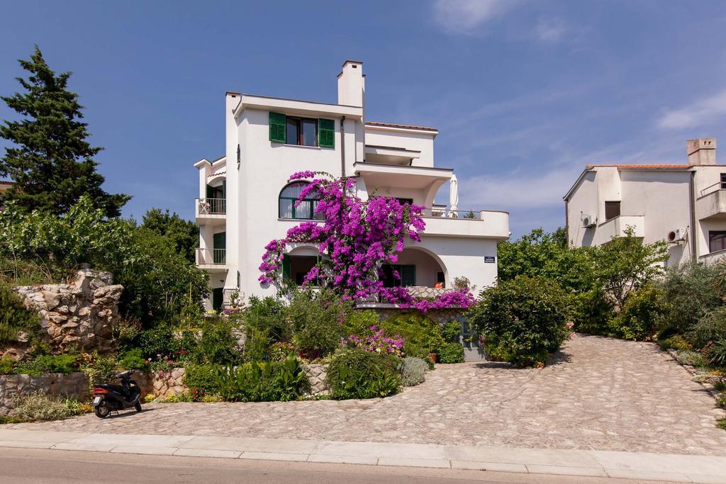 Apartments Delfin Krk Town Dış mekan fotoğraf